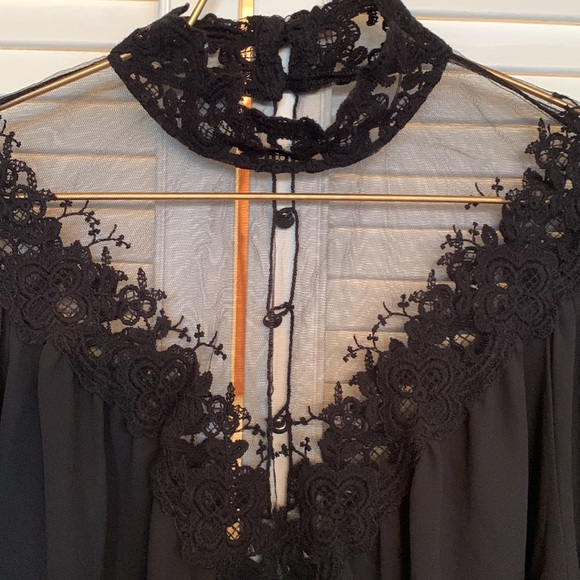 Saks fifth Avenue Black Blouse - Picture 2 of 4